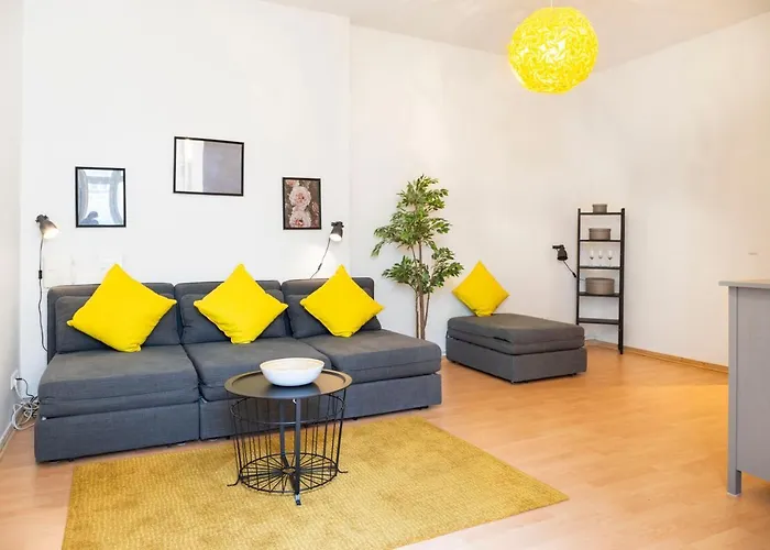 Amazing Apartment 1Br For 7 @Mauerpark Pberg